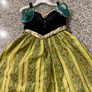 Disney Anna Costume size x-small 4/5